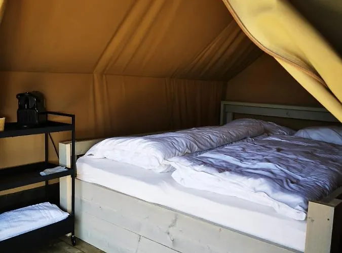 Nomad Luxury tent *
